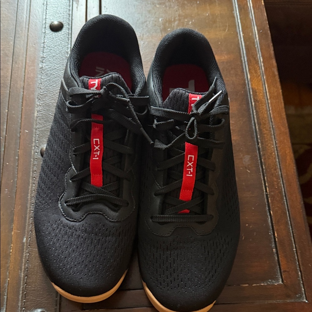 TYR Black Sneakers with Red Highlights